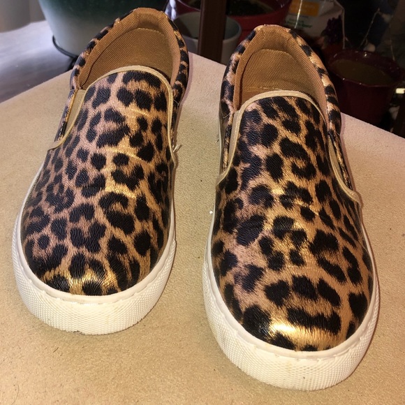 ⚡️PIERRE DUMAS Comfort Foam Slip-on Cheetah Sneaker | Women’s Shoe Size 7.5 - Picture 3 of 7